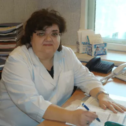 Врач клиники Плюс